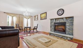 63 Fox Hill Rd, Albrightsville, PA 18210