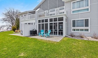 2614 LAKE St, Algoma, WI 54201