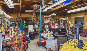 302 W Rocky Rd, Cody, WY 82414