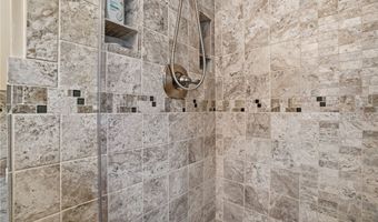 4122 Denise Dr, Ashtabula, OH 44004