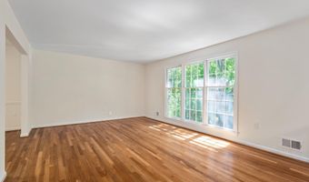 4300 ROBERTS Ave, Annandale, VA 22003