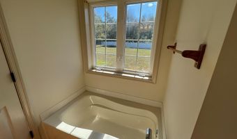 33016 FOREST KNOLL Dr, Laurel, DE 19956