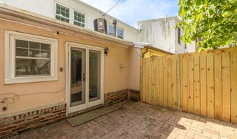 541 4TH St SE, Washington, DC 20003