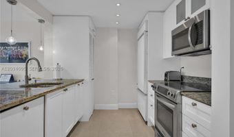 10275 Collins Ave 315, Bal Harbour, FL 33154