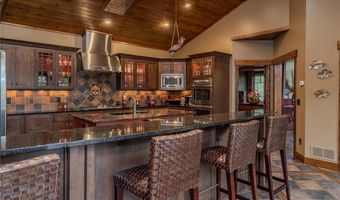 1116 Sand Lake Dr NW, Backus, MN 56435