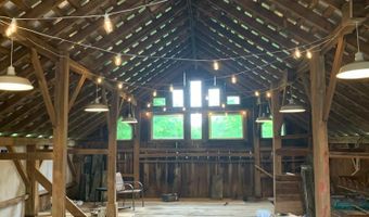 527 E High St, Ashley, OH 43003