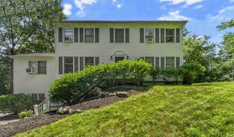 4 Quail Run Dr, Danbury, CT 06811