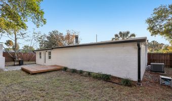 409 SAILFISH Dr E, Atlantic Beach, FL 32233