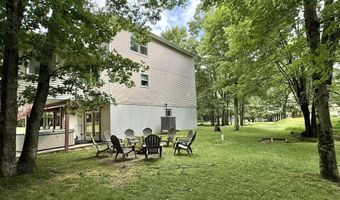 82 Tennyson Cir, Albrightsville, PA 18210