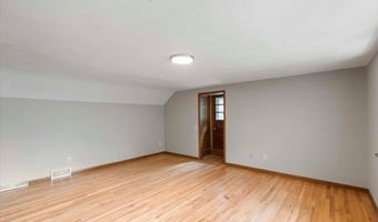 6337 Piping Rock Rd, Madison, WI 53711