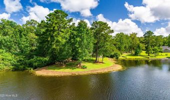 130 Willowbrook Dr, Arapahoe, NC 28510
