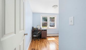 75 Autumn St, Cranston, RI 02910