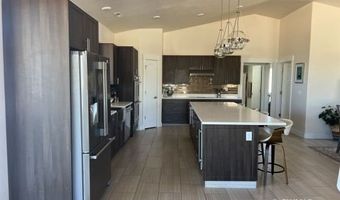 1095 E Canyon Dr, Big Water, UT 84741