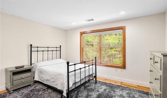 900 South Rd, East Greenwich, RI 02818