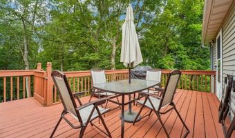 4 Crest Hill Dr, Alloway, NJ 07461