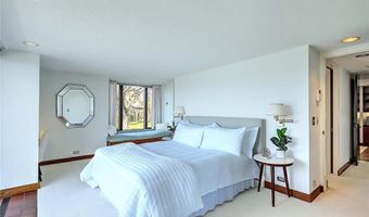 119 ADAMS POINT Rd, Barrington, RI 02806