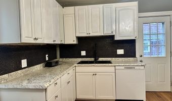 8 Eastburn Pl 1, Boston, MA 02135
