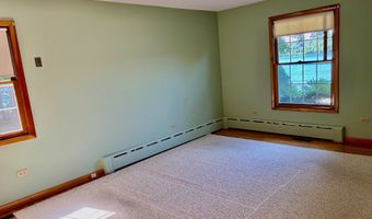 97 Middle River Rd, Danbury, CT 06811