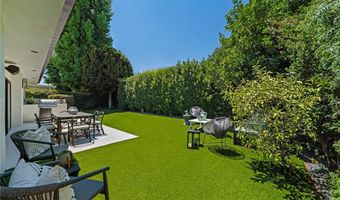 5157 Woodley Ave, Encino, CA 91436
