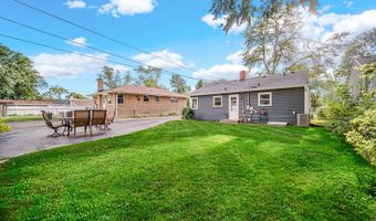325 S Wisconsin Ave, Addison, IL 60101