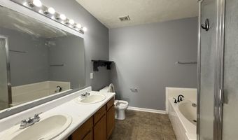 6903 Governors Pointe Blvd, Indianapolis, IN 46217
