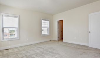 44858 TIVERTON Sq, Ashburn, VA 20147