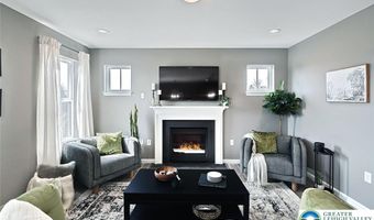 3220 Eisenhower Dr, Allen, PA 18067