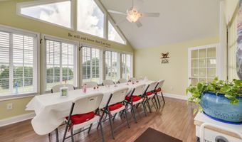 18518 Keeneland Ln, Abingdon, VA 24211