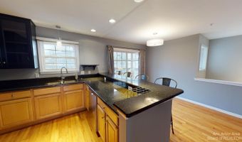 2970 Barclay Way, Ann Arbor, MI 48105
