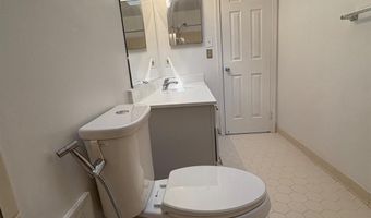 3502 HOLLY Rd, Annandale, VA 22003