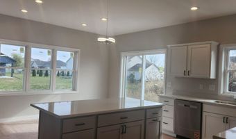 404 Chad Trl, Arlington, WI 53911