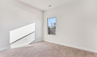636 Lombard Dr, Boiling Springs, SC 29316