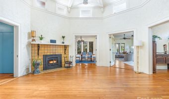 26 Sheridan Rd, Asheville, NC 28803