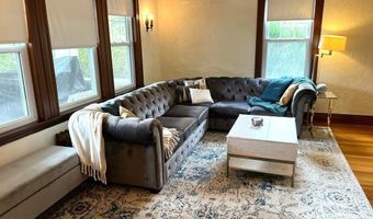 5 Glenmont Rd, Boston, MA 02135