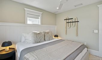 881 N SHORE Dr, Anna Maria, FL 34216