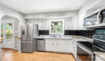 337 Woody Ln, Asheville, NC 28804