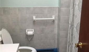 52 Montauk Rd, Narragansett, RI 02882