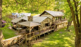 750 LAKE SIDE Rd, Addison, PA 15411
