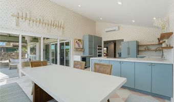7327 Makaa St, Honolulu, HI 96825