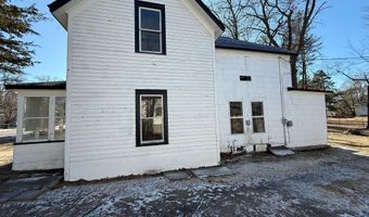 117 S Elm St, Adams, WI 53910