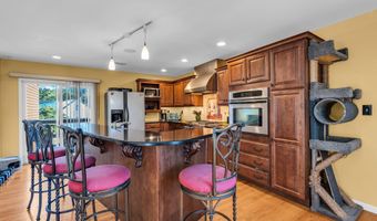 101 River Ct, Belmar, NJ 07719