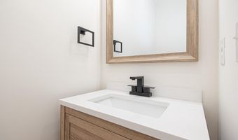 7 JOCKEY Ct, Berlin, MD 21811