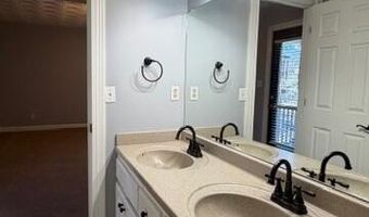 111 N Salem Dr, Bardstown, KY 40004