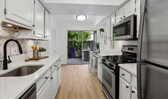 5222 POOKS HILL Rd #E-31, Bethesda, MD 20814