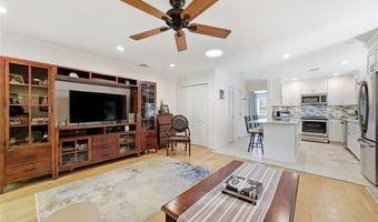 66 Harbor N, Amityville, NY 11701