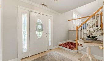 51 Normandy Ct, Middletown, NJ 07748
