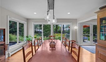 12 Half Mile Rd, Barrington, RI 02806