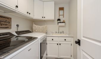 10308 Kenilworth Ave, Algonquin, IL 60102