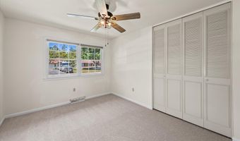 25 MEADOW GLEN Dr, Dover, DE 19901