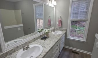210 New Haven Dr, Athens, GA 30606
